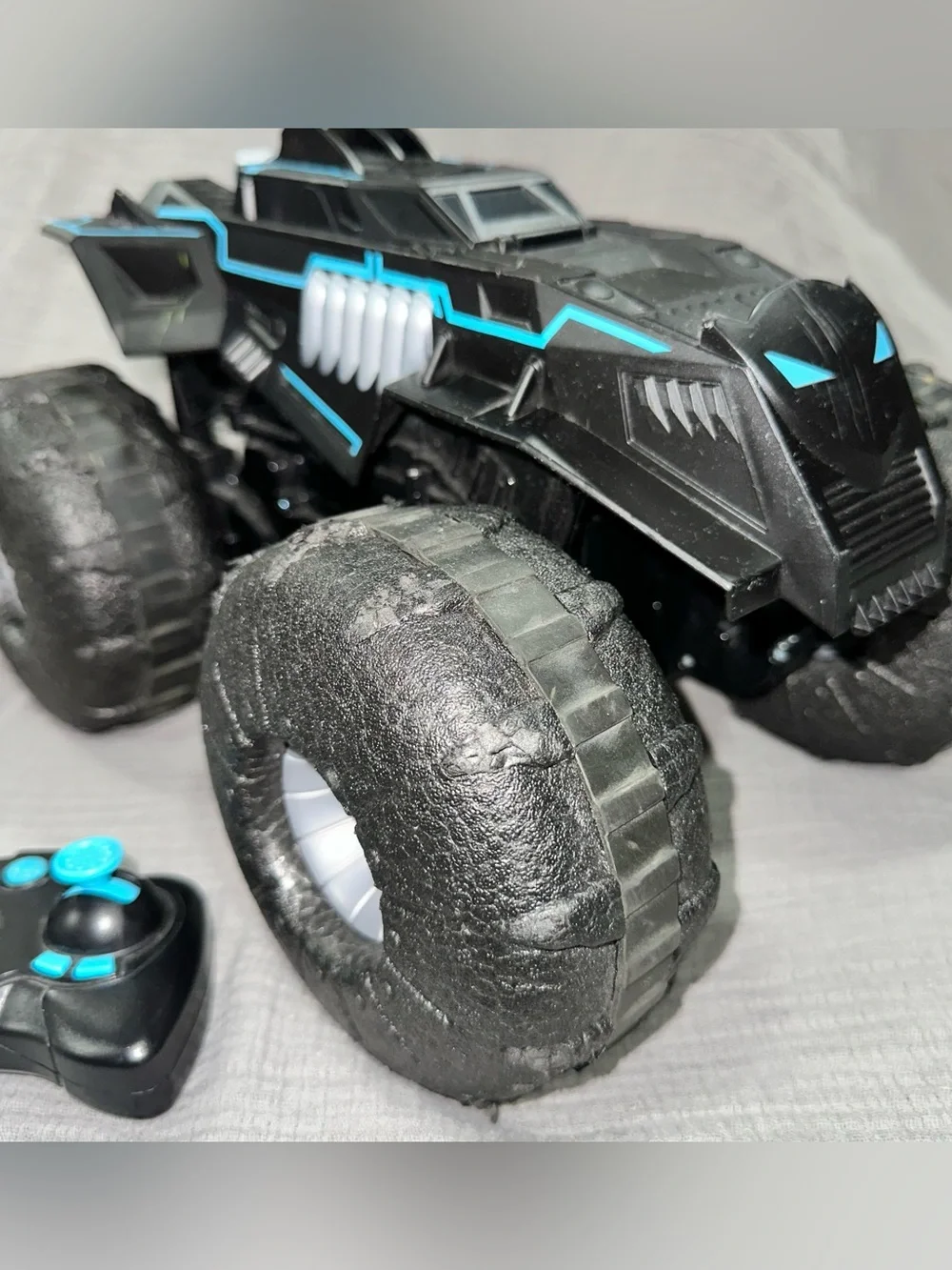 DC Comics •	drive water